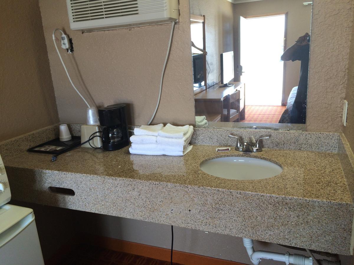 Lake Shore Motel Mannford Ngoại thất bức ảnh